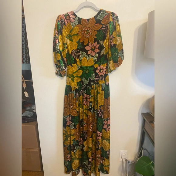 NWT Farm Rio||Garden Velvet MIDI Dress. As seen on Kelly Clarkson. Daisy… - Picture 8 of 16